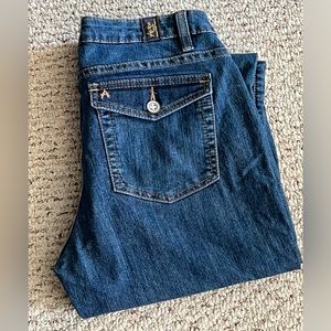 Ariat Women’s Jeans - size 6 avg - boot cut - back flap pocket